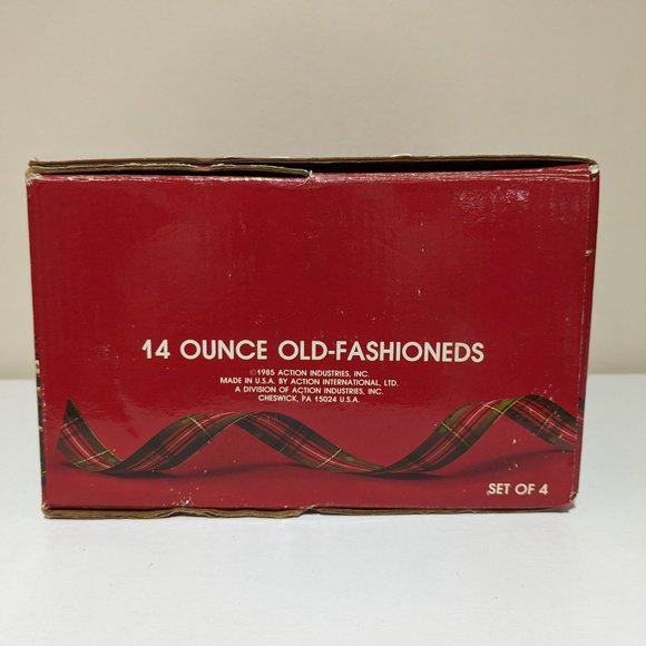 Christmas By Carlton 14 ounce Old-Fashioned Cocktail Glasses and Mug (Set of 40 - Picture 6 of 7